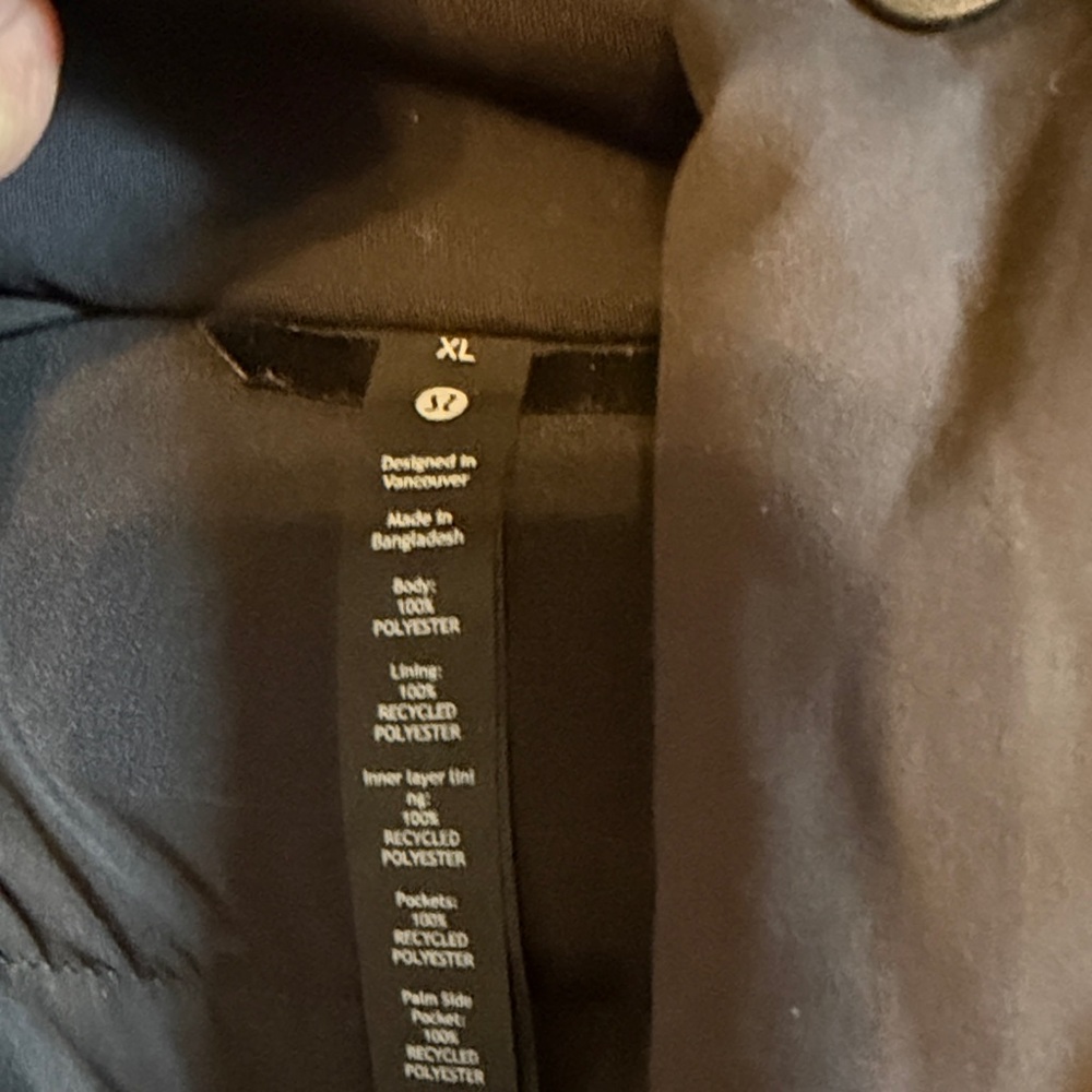 Lululemon Athletica black Puffer Jacket - Picture 2 of 3
